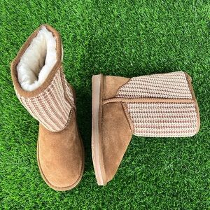 MINNETONKA Brown Suede Warm Winter Boots size 6